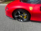 Ferrari SF90 Spider Rosso Opaco like new - rote Ferrari SF90