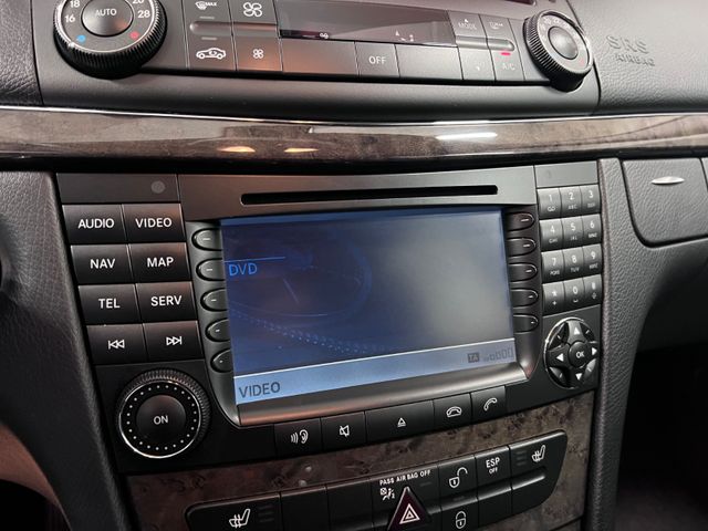 Mercedes-Benz E 200 T K AVANTGARDE/ 2.H/GARANTIE/ 2008/115.tKM Mercedes-Benz E 200 T K AVANTGARDE/ 2.H/GARANTIE/ 2008/115.tKM