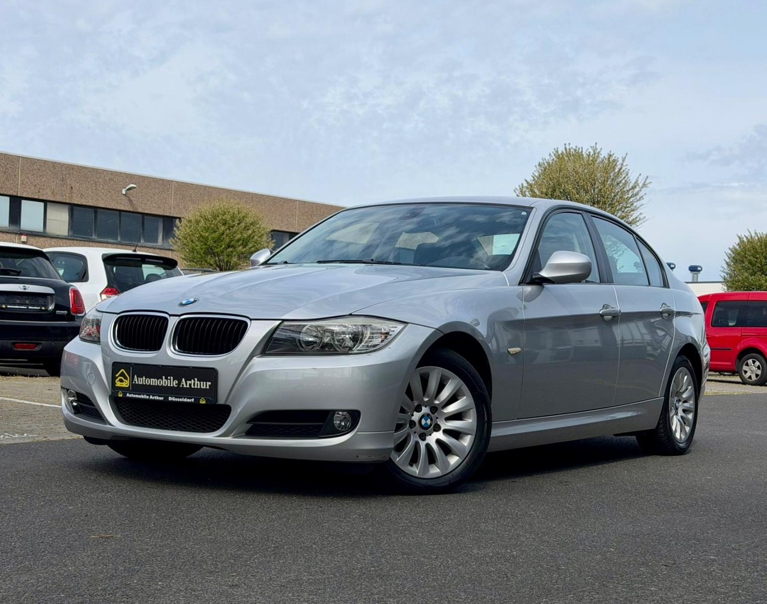 BMW 318i*2.Hand*Erst 175 Tkm*Klima*Tempo*Pdc*Alu*