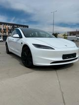 Tesla Model 3 RWD Highland 2025 (208 kW) - Tesla Model 3: Highland