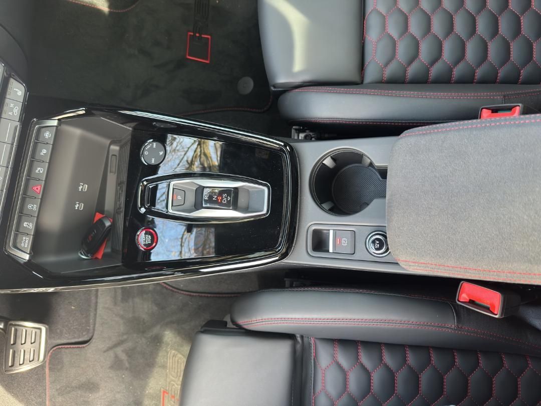 Fahrzeugabbildung Audi RS 3 Limousine 2.5 quattro W TFSI HUD,Kamera,LED