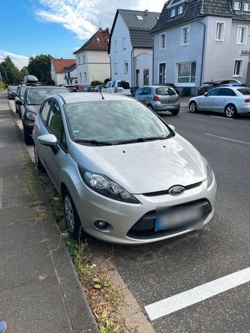 Ford Fiesta Trend|KLIMA|8-fach B.|SHZ|TÜV NEU