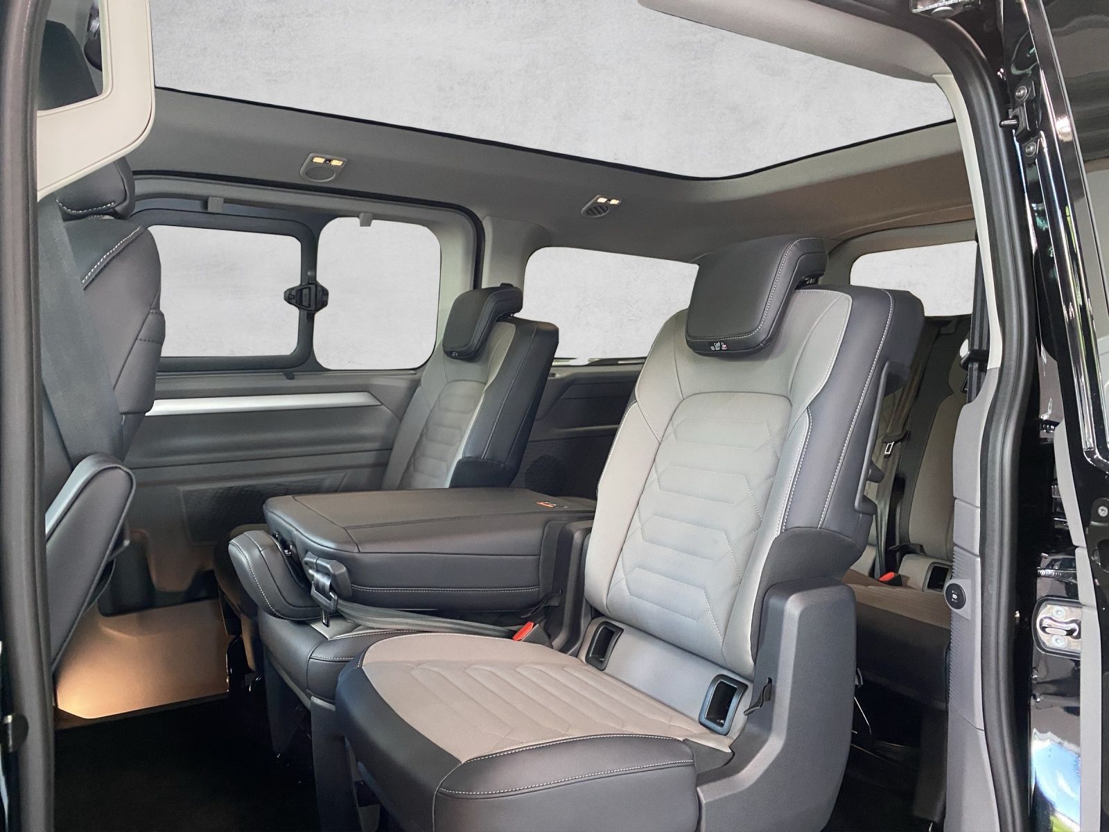 e-Caravelle Style BEV 1-Gang Radst. 3100 mm