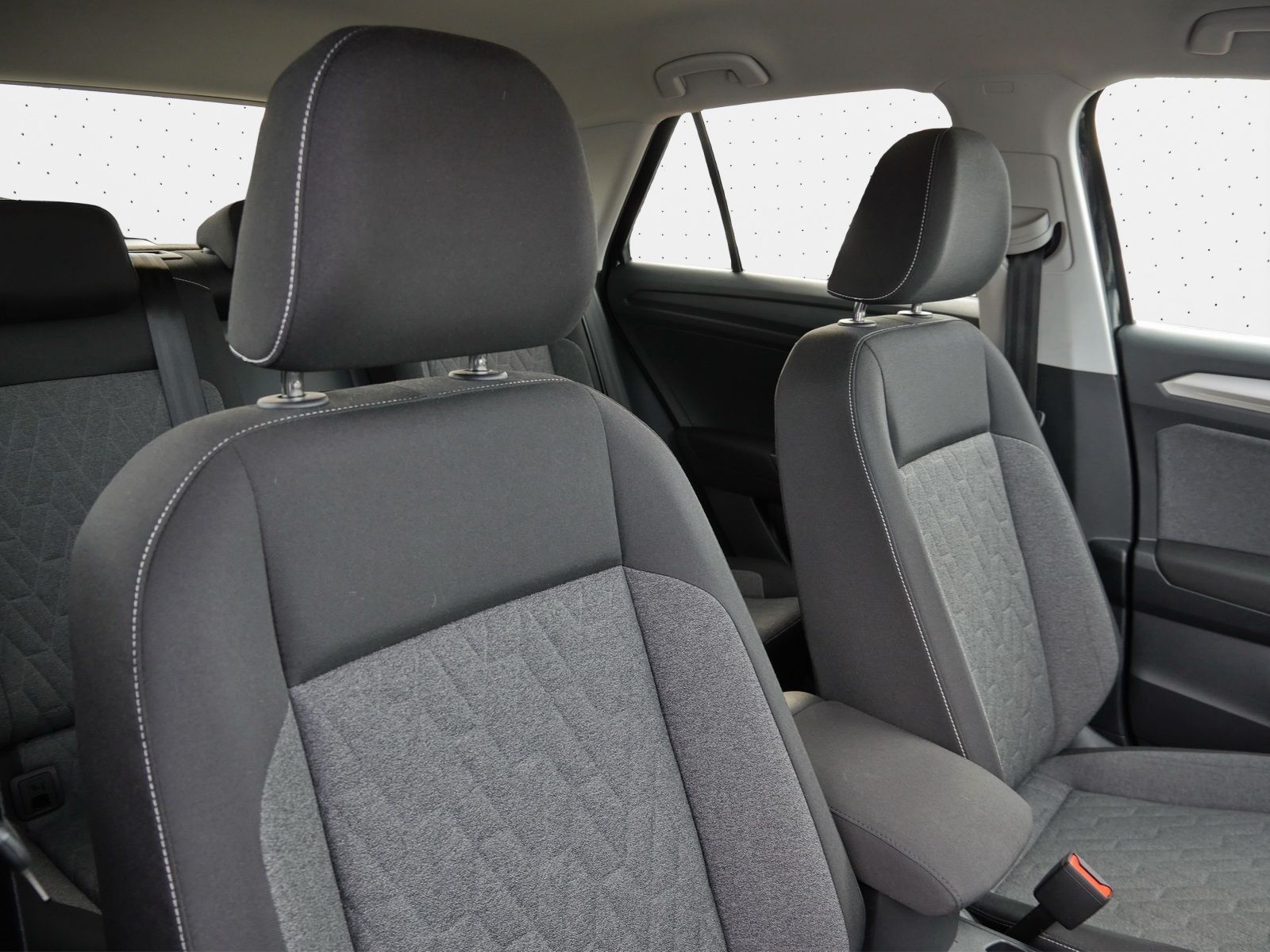 Volkswagen T-Roc - Bild 10