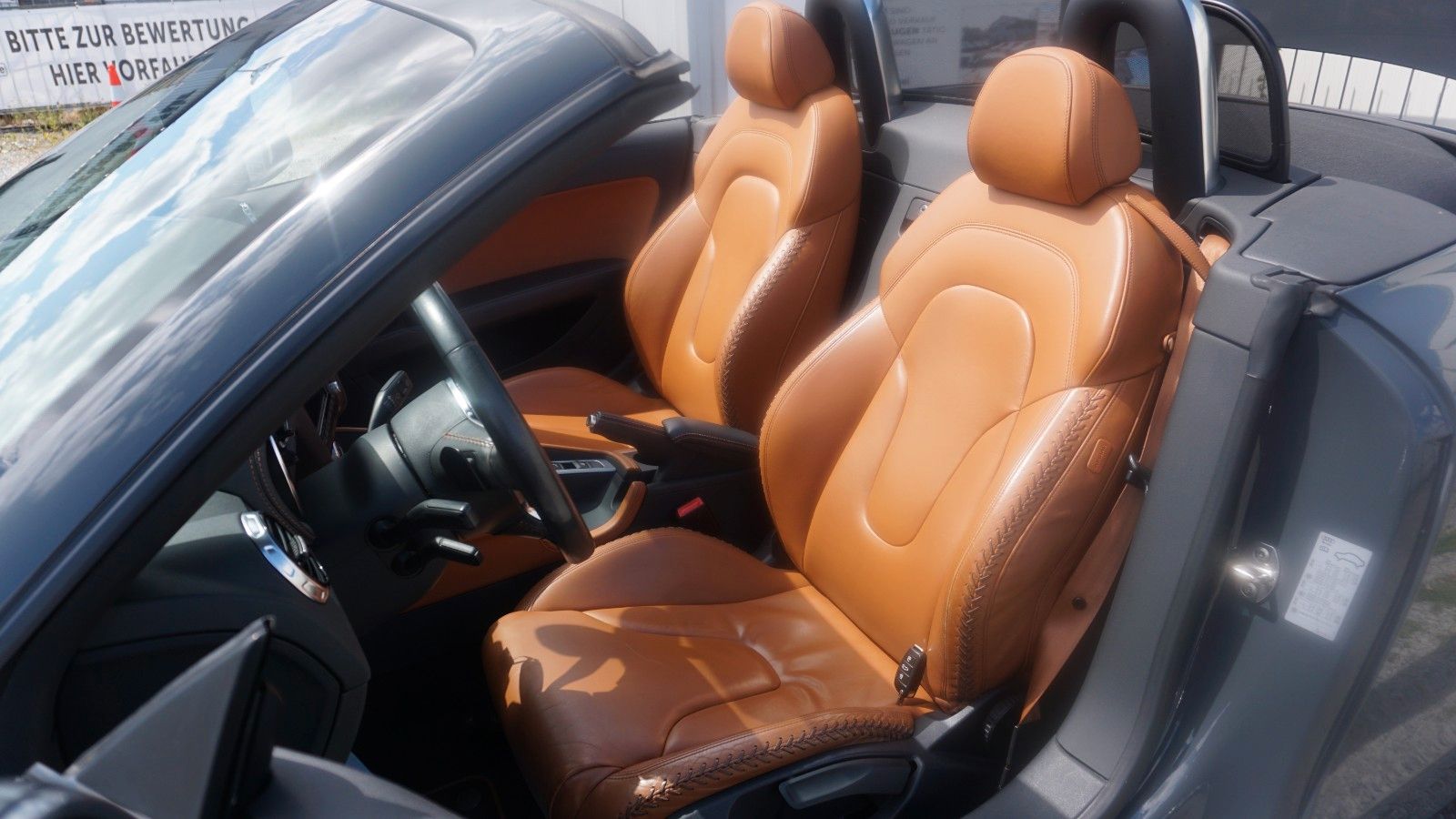 Fahrzeugabbildung Audi TT Roadster 2.0 TFSI quattro,Leder,Navi,Xenon,SH