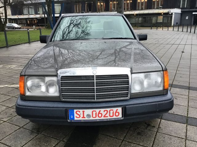 Mercedes-Benz 300 E MOPF 0 NEUE KOPFDICHTUNG LEDER TÜV   H- NR