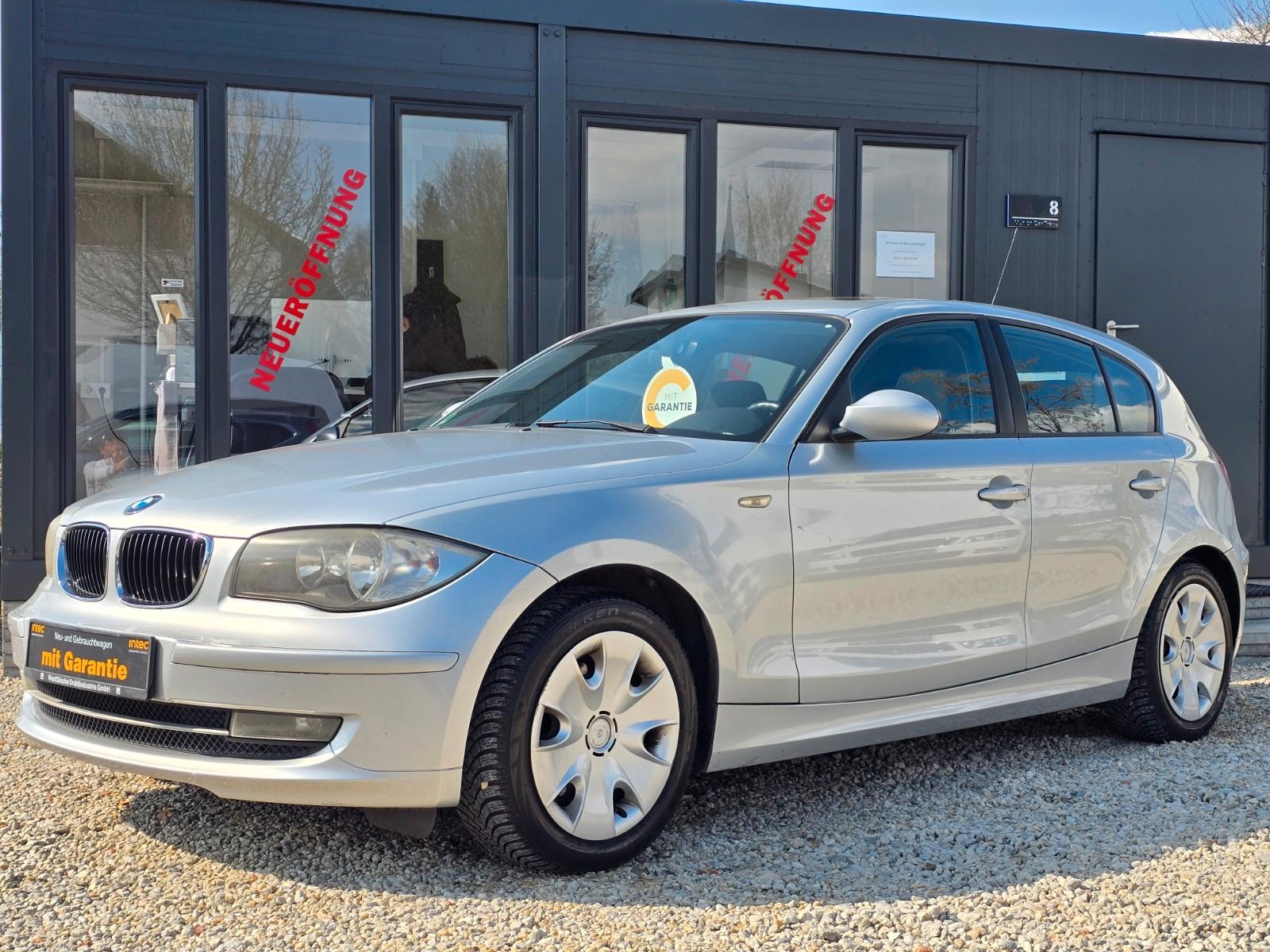 BMW 118i *Navi*Schiebedach*wenig KM*