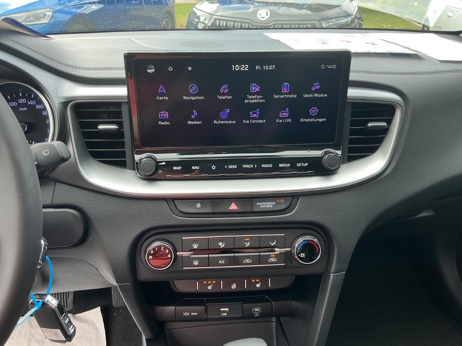 Kia cee'd Sportswagon 1.5 T-GDI DCT *NAVI,RFK,SHZ*