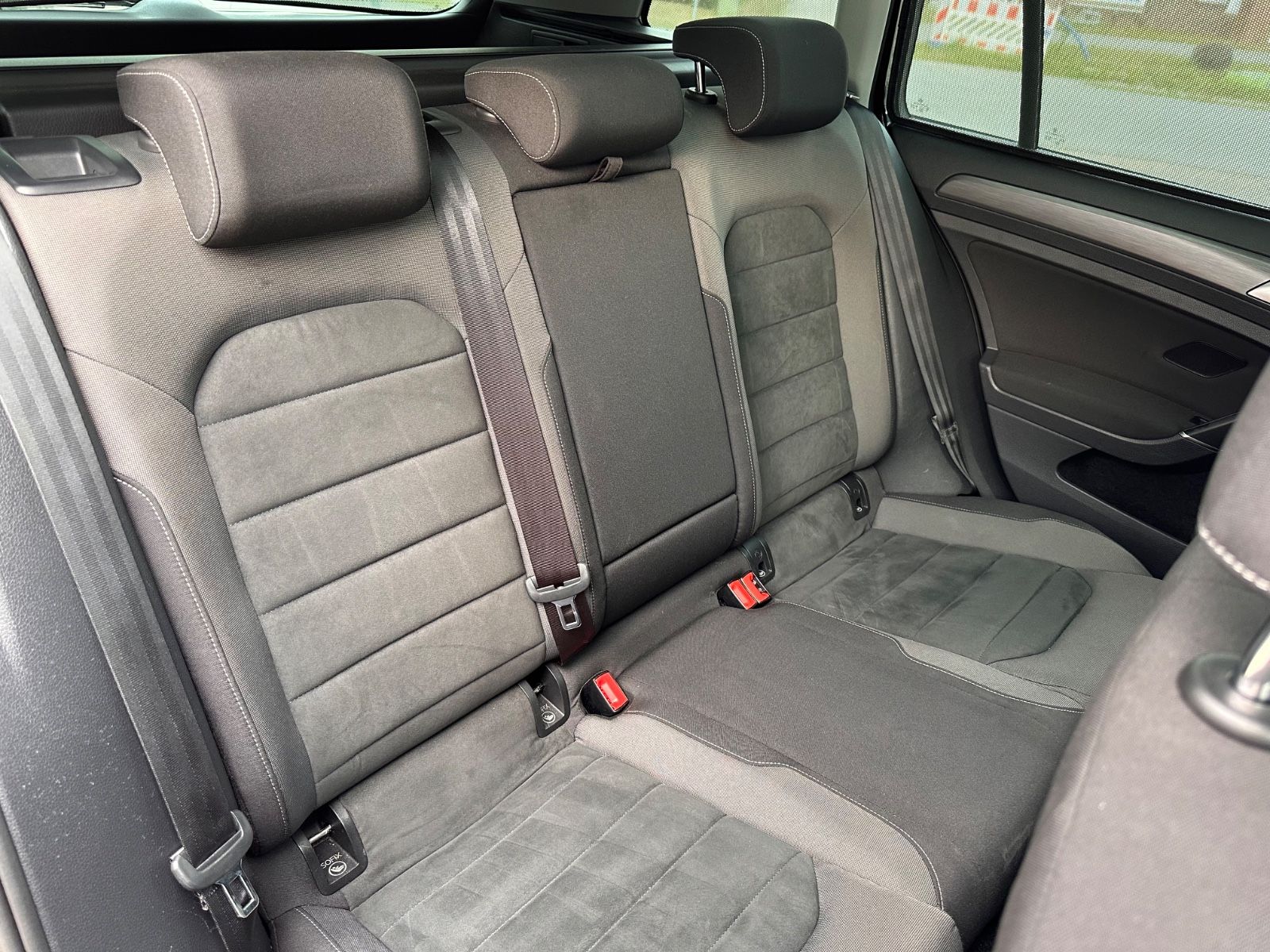 Fahrzeugabbildung Volkswagen Golf 1.5 Comfortline AHK/ACC/Pano/Navi/LED/Kamer