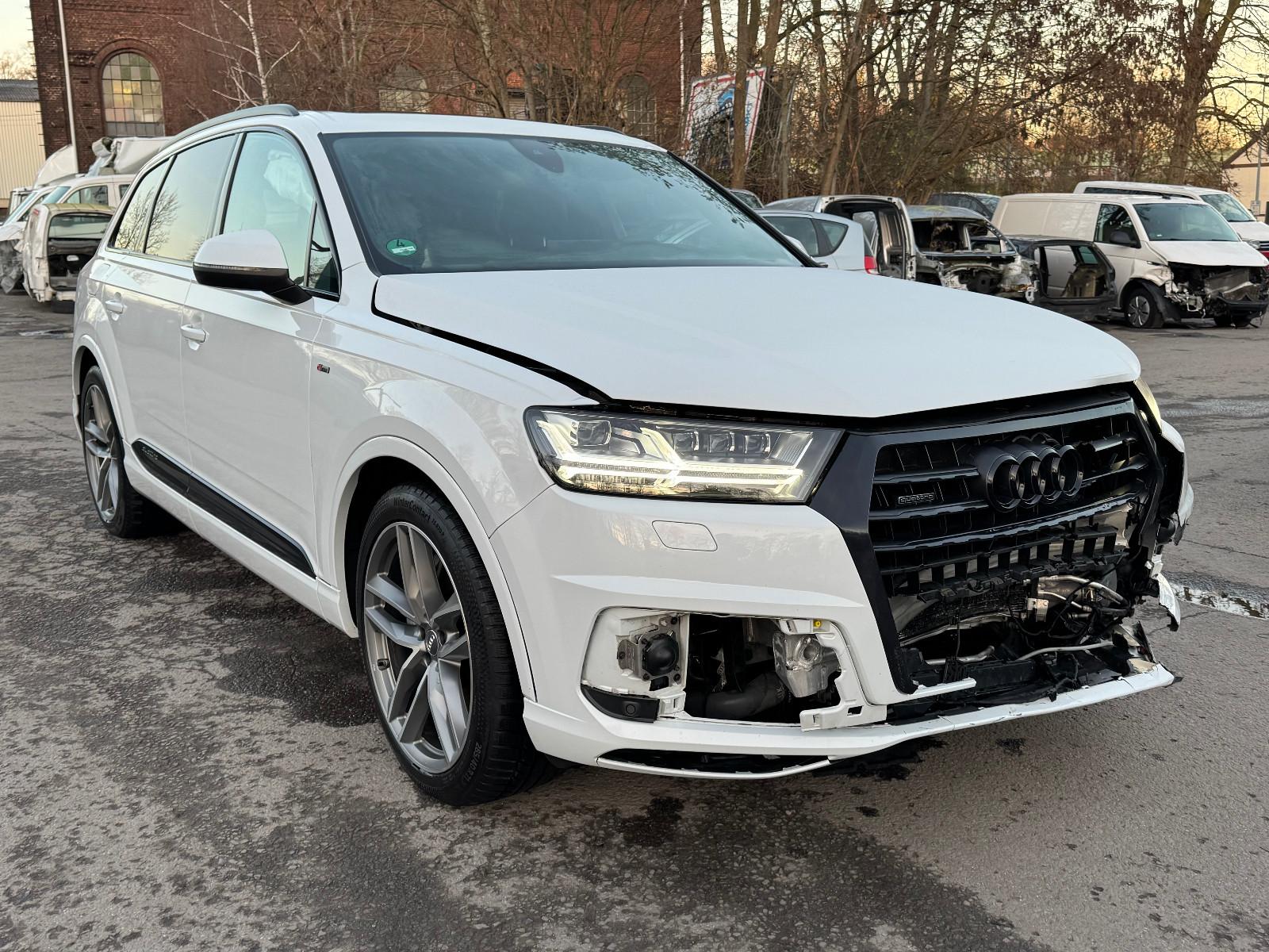 Audi Q7 50 TDI quattro S Line