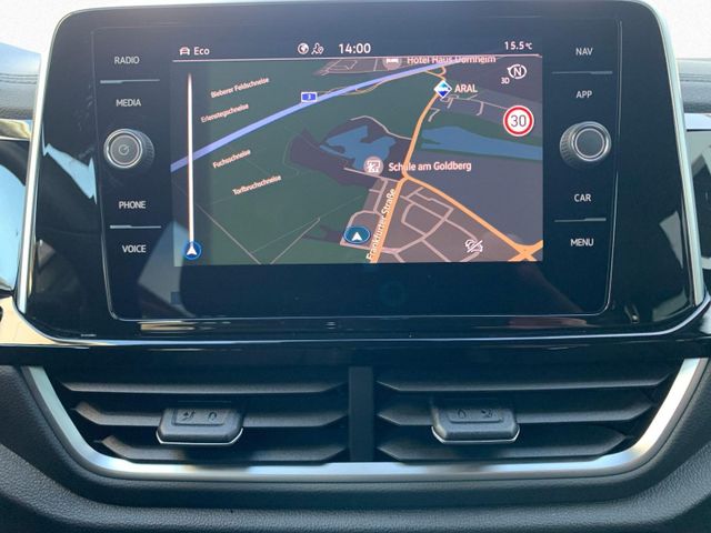 T-Roc 1.5 TSI DSG R LINE LED+AHK+ACC+APP+KAMERA+