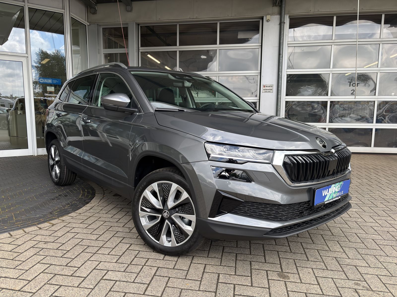 Skoda Karoq 1.5 TSI DSG AHK RFK ACC Navi El.Heckkl. ++ imagem 3