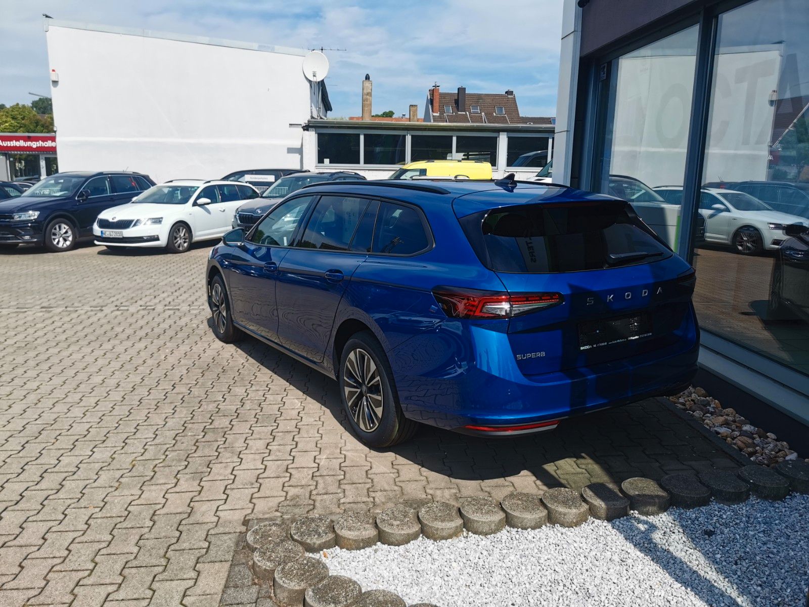 Fahrzeugabbildung SKODA Superb Combi Selection Klima Kamera