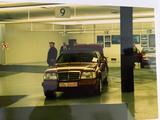Mercedes-Benz E 220 Cabrio aus Familienbesitz im Werk abgeholt - Mercedes-Benz E 220 mit Benzin-Antrieb