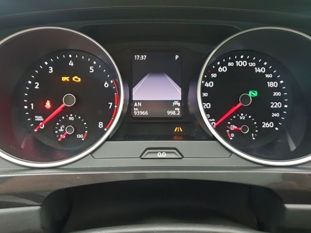 Fahrzeugabbildung Volkswagen Tiguan 1.5 TSI DSG Highline R-Line LED NAVI El.H