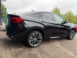 BMW X6 xDrive 30 d M-Paket RFK* Led*HuD*Navi*Carbon* - gebrauchte BMW X6 aus dem Jahr 2019