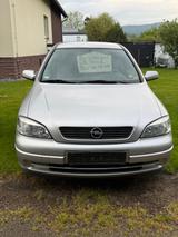 Opel Astra 1.6 -