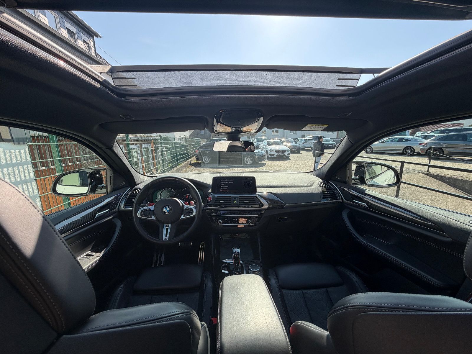 Fahrzeugabbildung BMW X4 M Competition/HUD/HARMAN-KARDON/S-DACH/AMBIEN