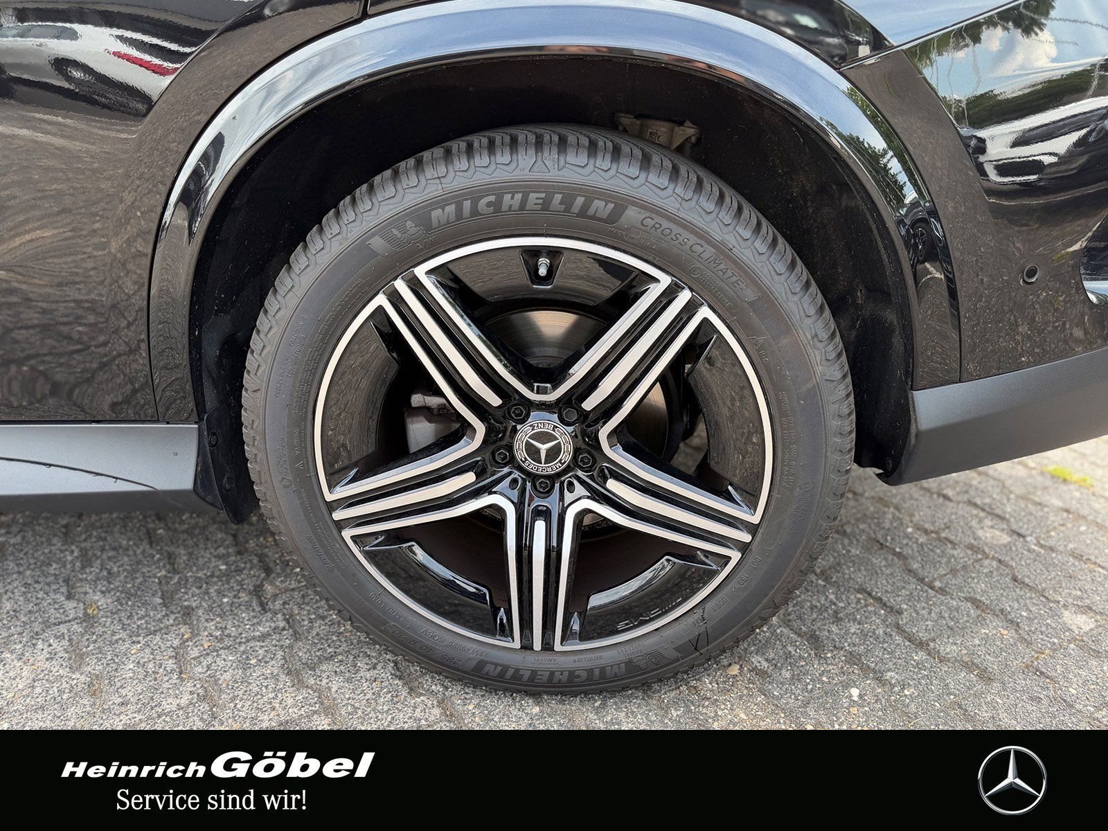 Fahrzeugabbildung Mercedes-Benz GLC 220 d Edition AMG Line, AHK