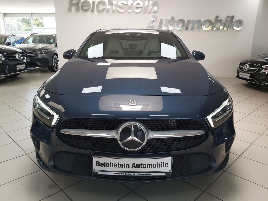 Mercedes-Benz A 220 4M DISTR. LEDER Progressive Multibeam