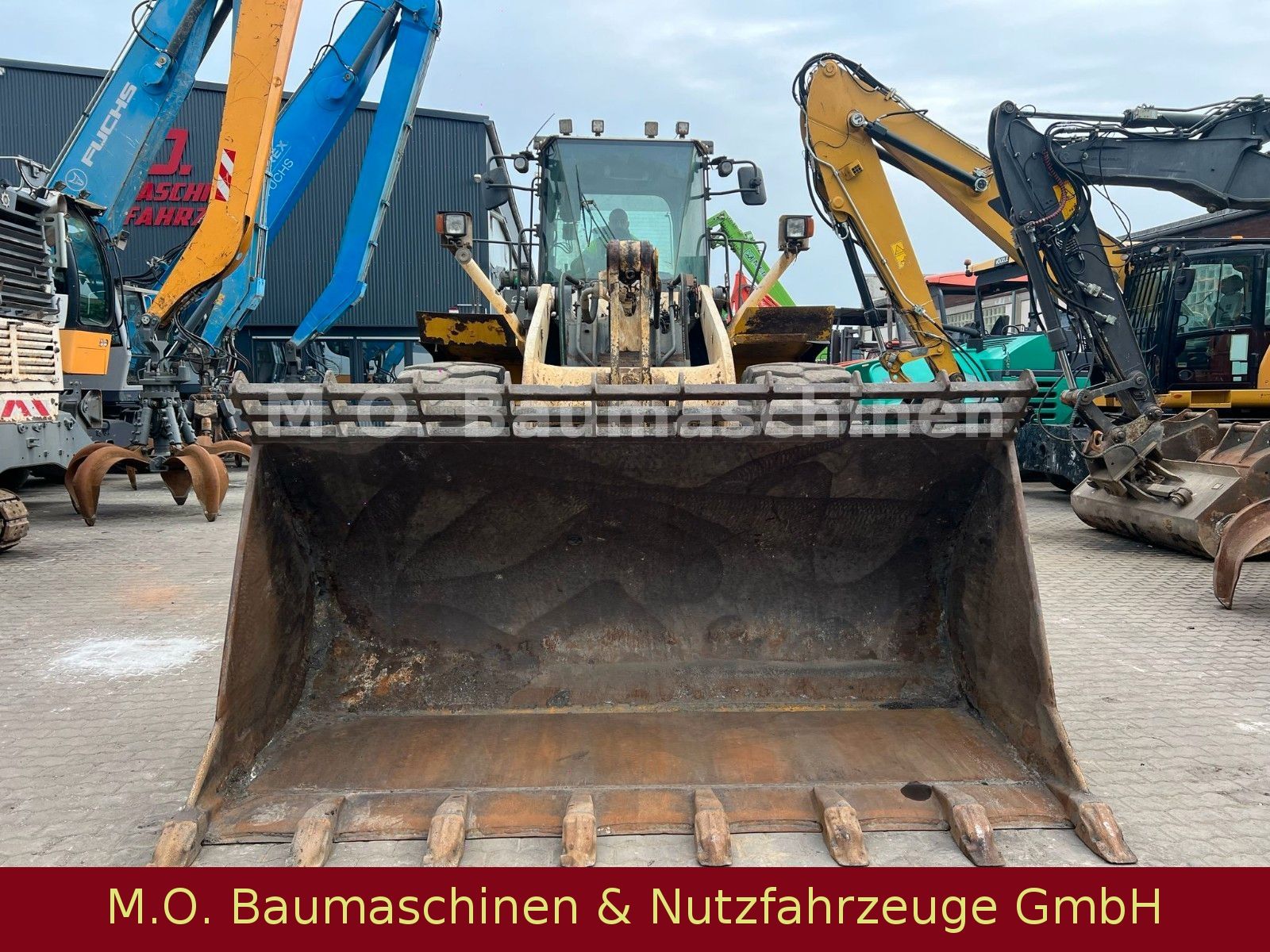 Fahrzeugabbildung Komatsu WA 470-6 LC / ZSA / AC / SW / Waage /