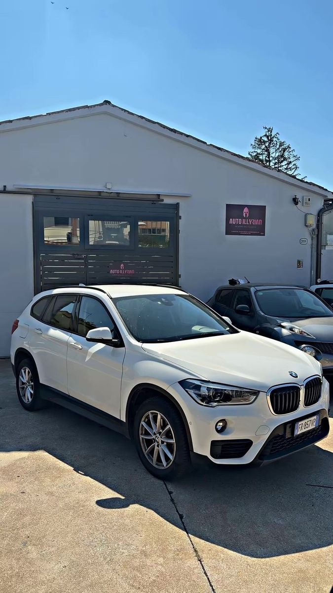 BMW X1 - 1