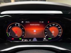 VW T7 Multivan Edition eHybrid lang Pano IQ ACC 360