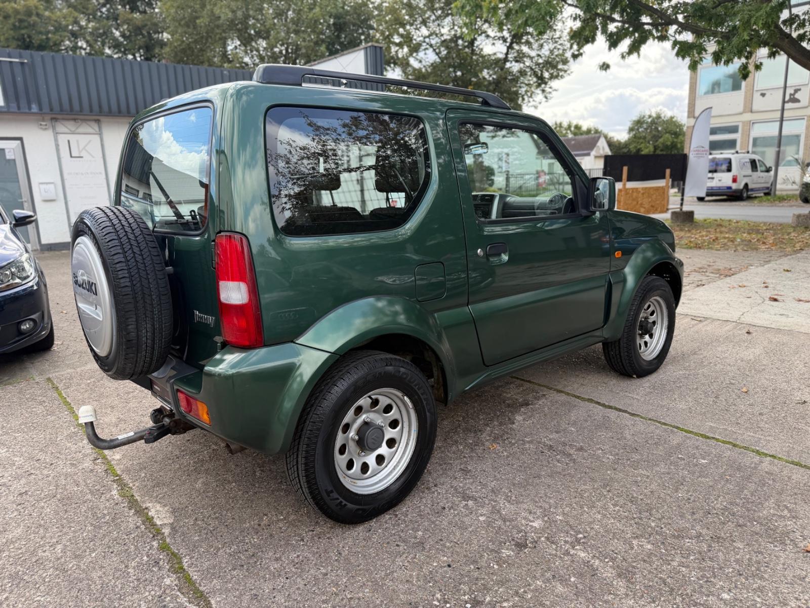 SUZUKI JIMNY 1.3 VVT 86ch RANGER 4X4 - ATTELAGE - 1ER PROPRIÉTAIRE - BARRES DE TOIT