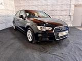 Audi A3 Sportback 1.5 TFSI /DSG/NAVI - Audi A3: TFSI Sportback