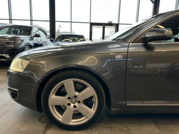 Audi A6 Avant 3.0 TDI quattro *Sline*BiXenon*AHK*
