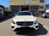 Mercedes-Benz GLC 43 AMG 4Matic Schiebedach Carbon Alcantara - Mercedes-Benz GLC 43 AMG: Automatik