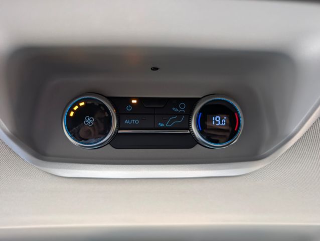 Ford Tourneo Custom 2.0 L1 Tit X AT B&O Standheizung