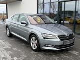 Skoda Superb Lim. Ambition 2.0 TDI Navi Bi-Xenon - Skoda Superb in Hannover