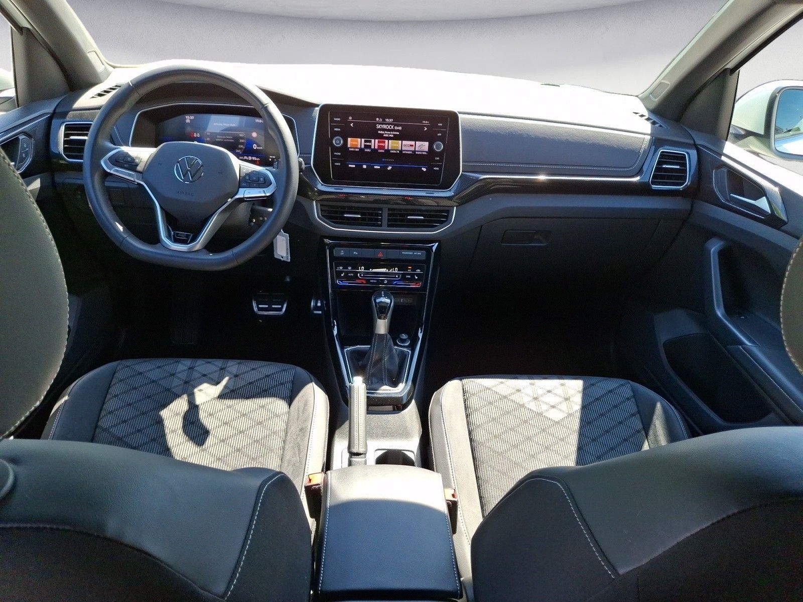 Volkswagen T-Cross - Bild 11