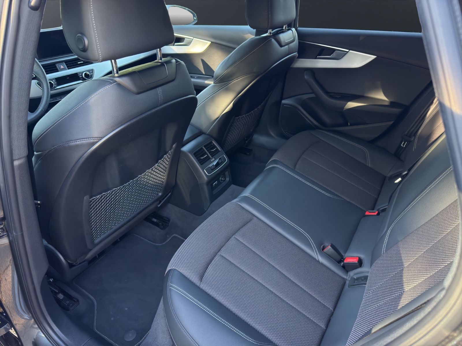 Fahrzeugabbildung Audi A4 Avant 40 TFSI sport*2.Hand*TÜV*Neu