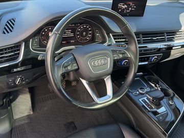 Audi Q7 - 12