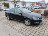 Volkswagen Passat 4 Motion - Volkswagen Passat aus 2012 mit Diesel-Antrieb: Limousine