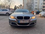 BMW Bmw 318i sport top zustand Facelift - BMW 3er Reihe aus 2011: Facelift