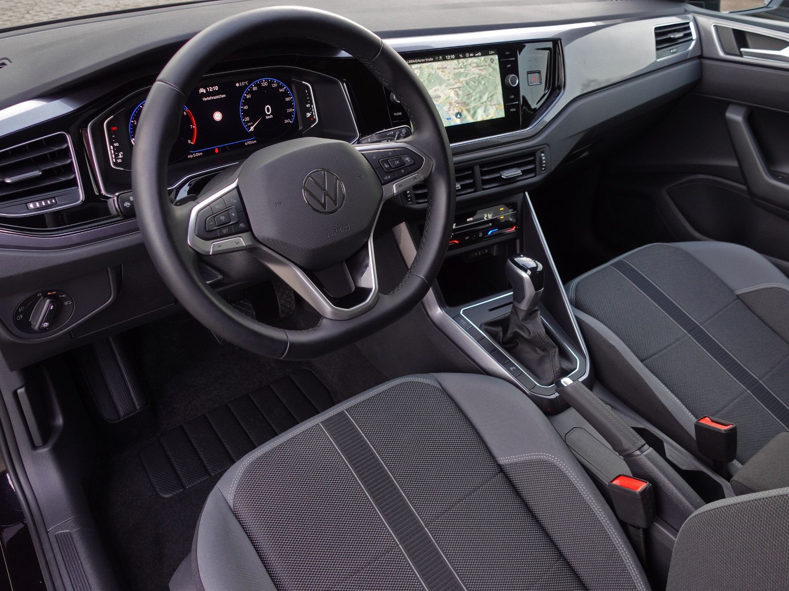 Fahrzeugabbildung Volkswagen Polo 1.0 TSI DSG Style Matrix Travel-Assist