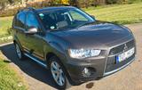Mitsubishi outlander7 sitzer - Mitsubishi Outlander aus 2011 mit Diesel-Antrieb