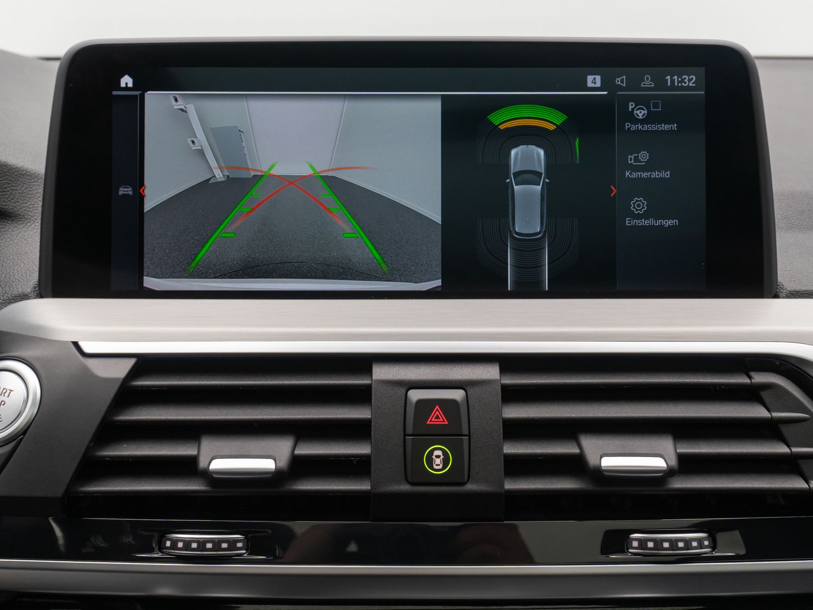 Fahrzeugabbildung BMW X3 xD20d xLine Kamera DAB AHK Komfort HUD 20Zoll