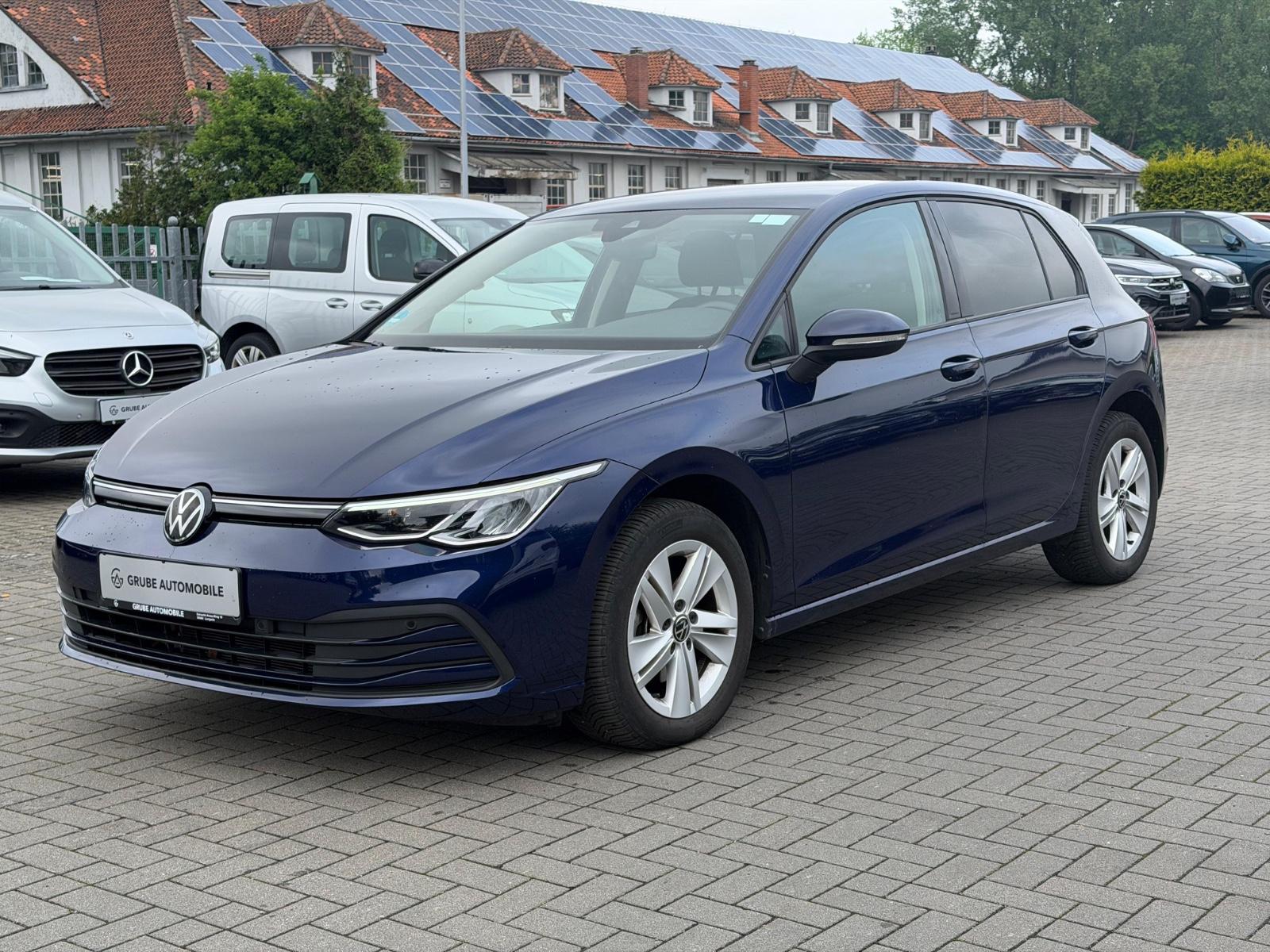 Volkswagen Golf VIII Lim. Life 2.0 TDI DSG*LED*NAV*SHZ*CAM