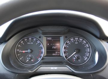 Skoda Octavia - 4
