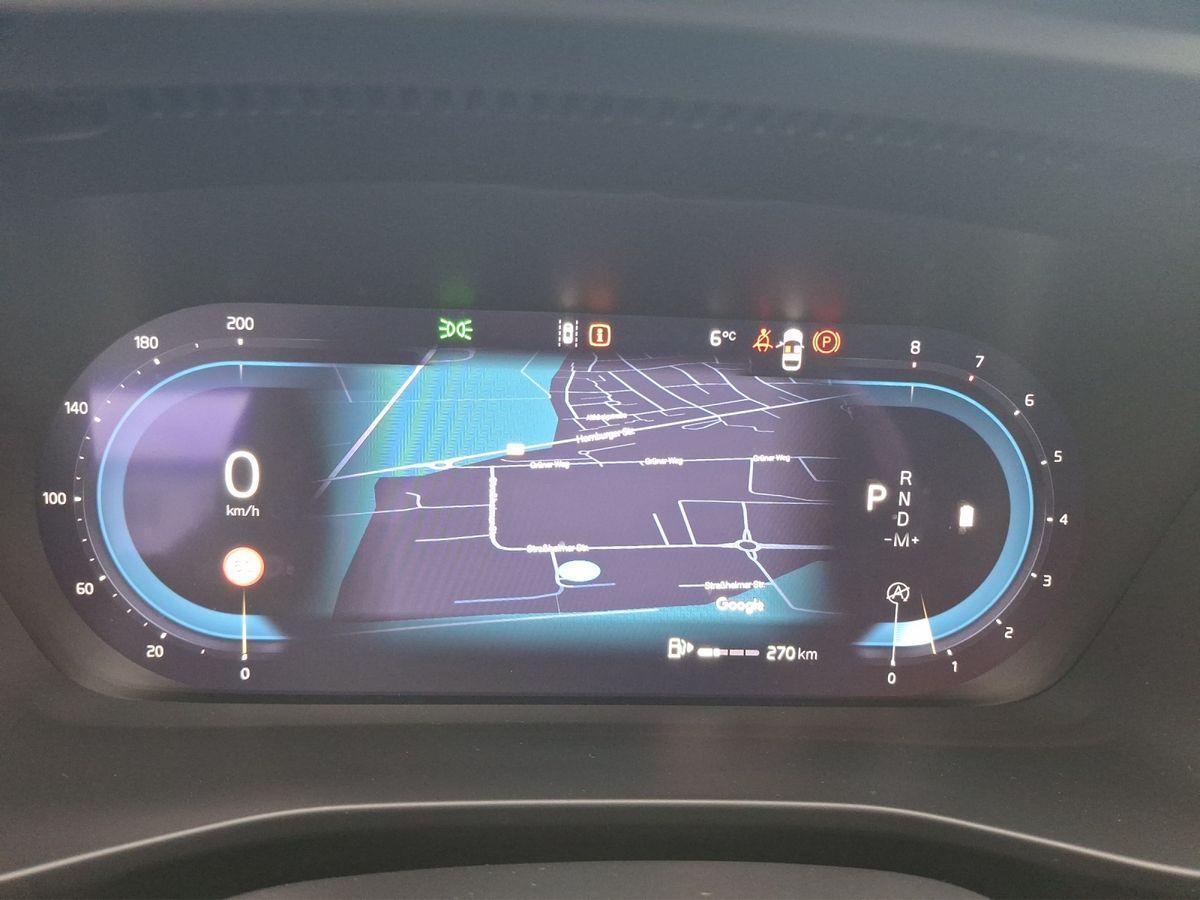 Volvo XC40 B3 Plus Black Edition AHK H/K 360° LED 20"