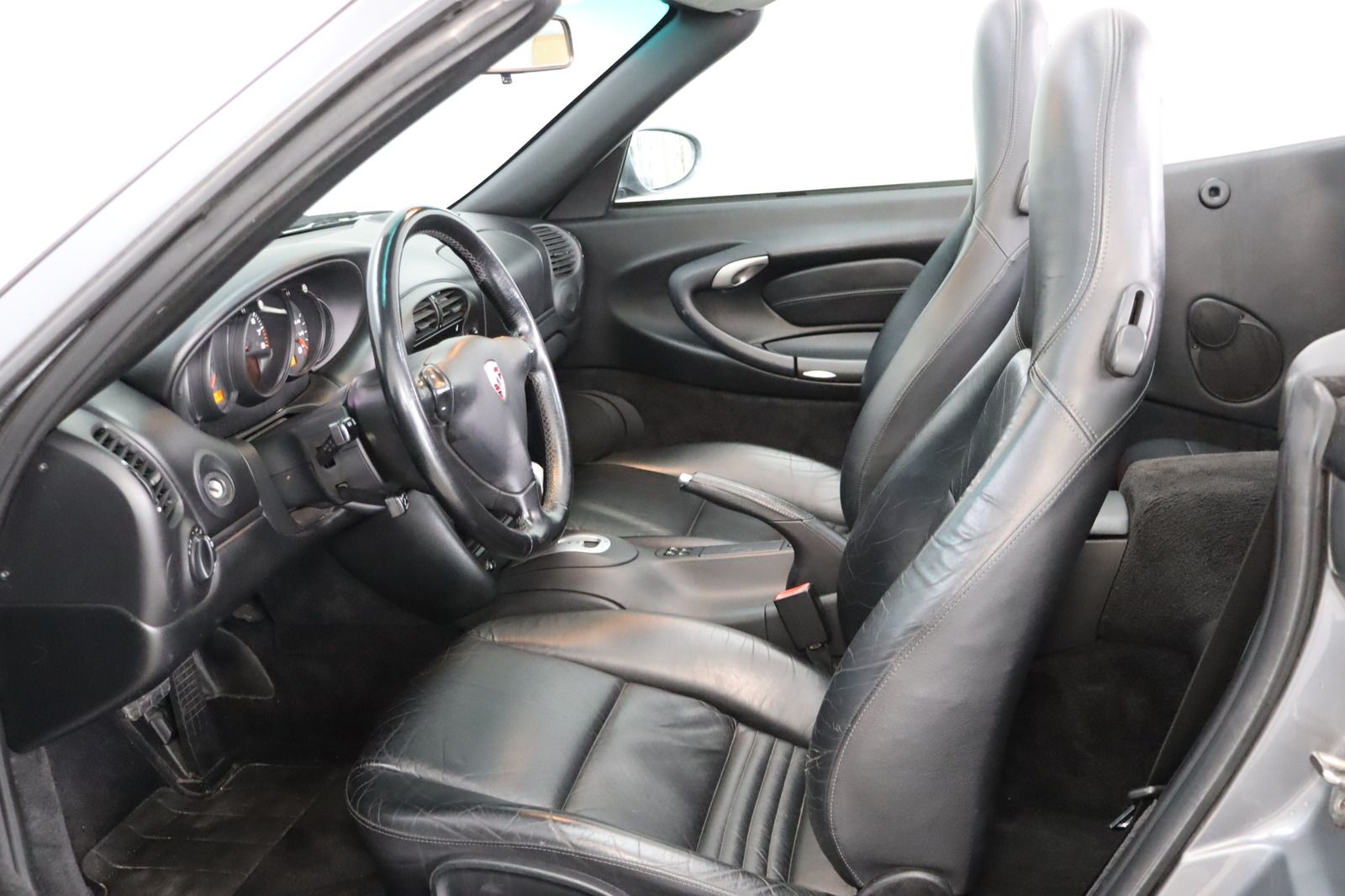 Fahrzeugabbildung Porsche 996 Carrera Cabriolet * Leder * Xenon