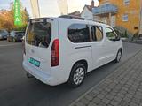 Opel Combo Life Ultimate/CAM/KEYLESS/AHK/WINTERPAKET/ - Opel Combo Life mit Benzin-Antrieb: Automatik