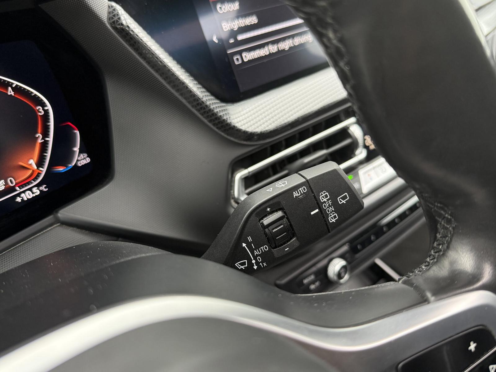 BMW 118 i M Sport SHADOW PANO HEAT MEMORY 17", миниатюра 13