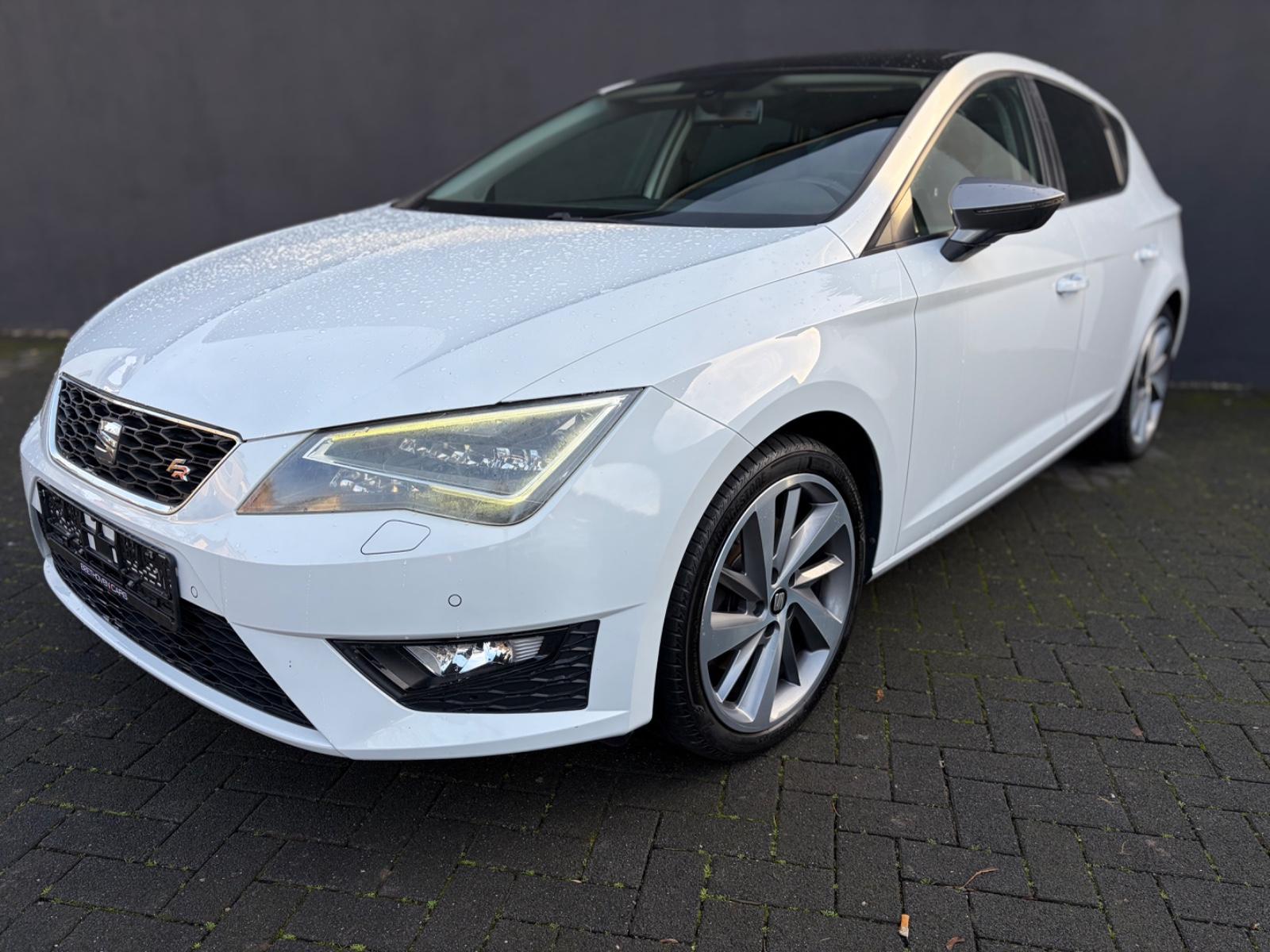 Seat Leon FR 2.0TDI 184 PS Leder PANO LED 1 HAND