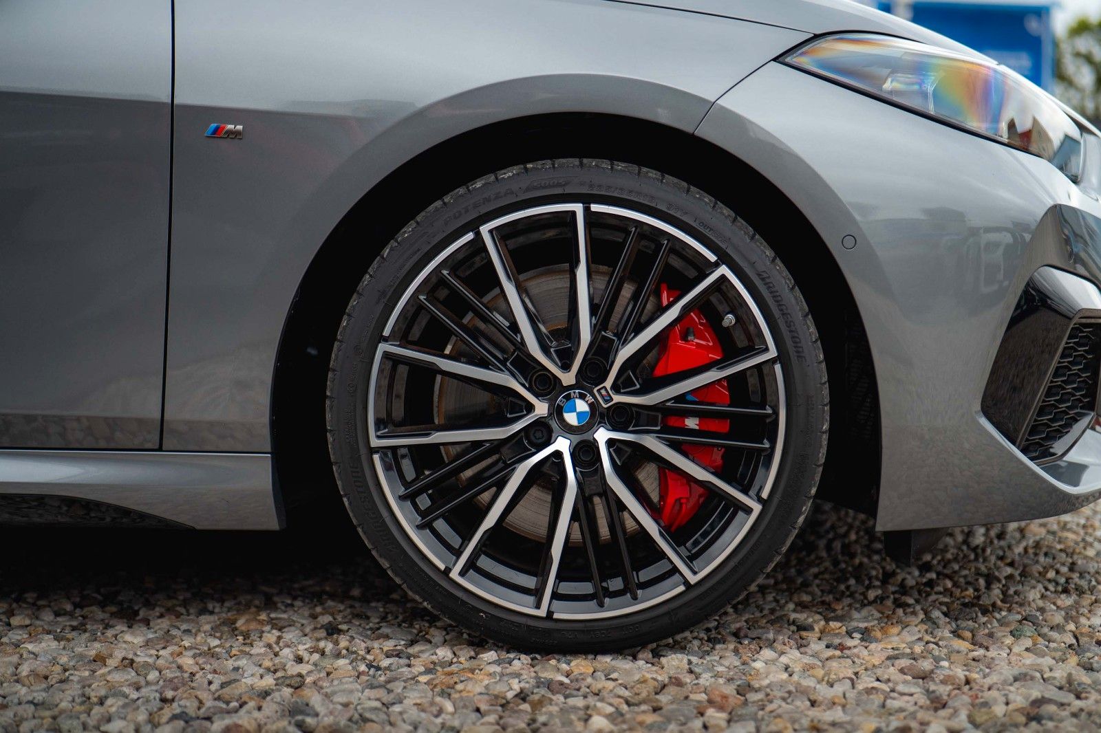 Fahrzeugabbildung BMW M235i xDrive M-Sport Pro Performance Shadow LED