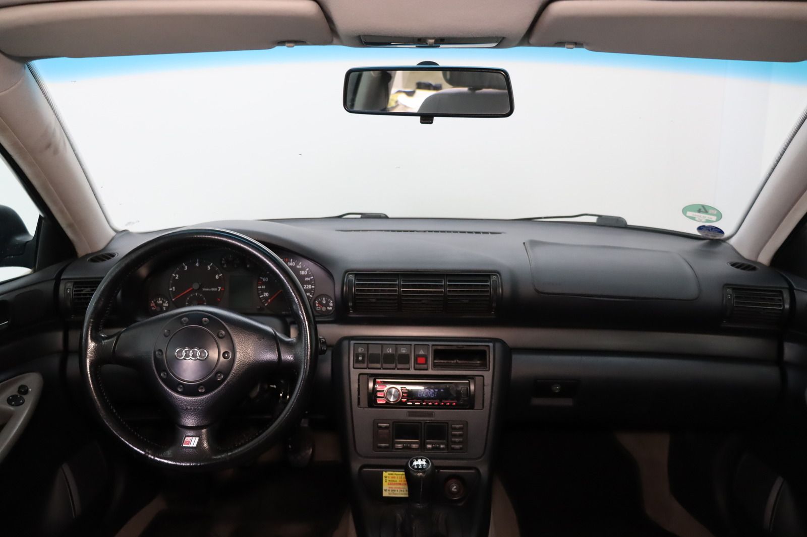 Fahrzeugabbildung Audi A4 1.6 * Flüssiggas * HU 01.2028 * s-line